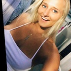 Profile picture of blondemoment09