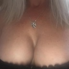 Profile picture of hotblondewife87.2