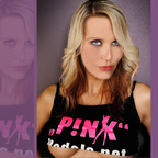 julia-pink Profile Picture